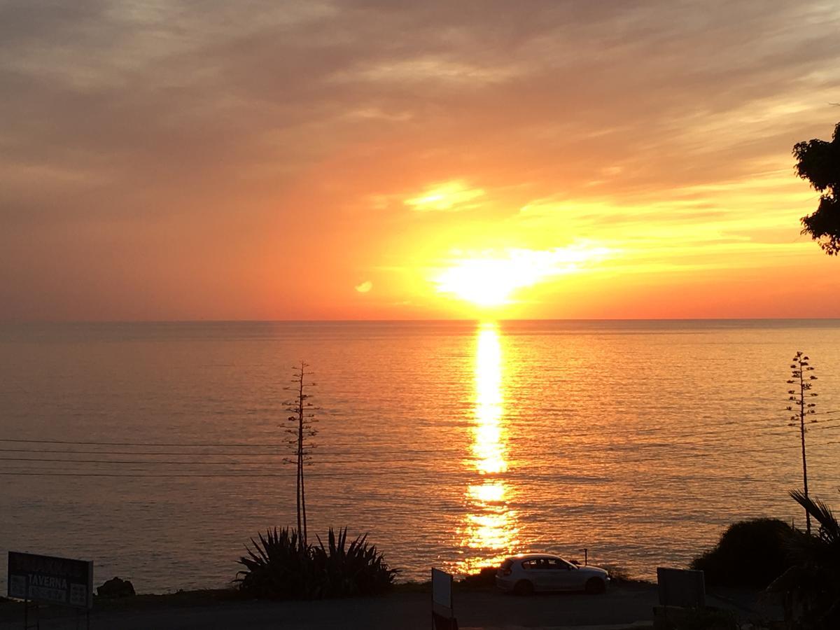 Kissonerga Beach Apartment Paphos Luaran gambar